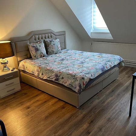 フェンロー Mg Bb Bed & Breakfast エクステリア 写真